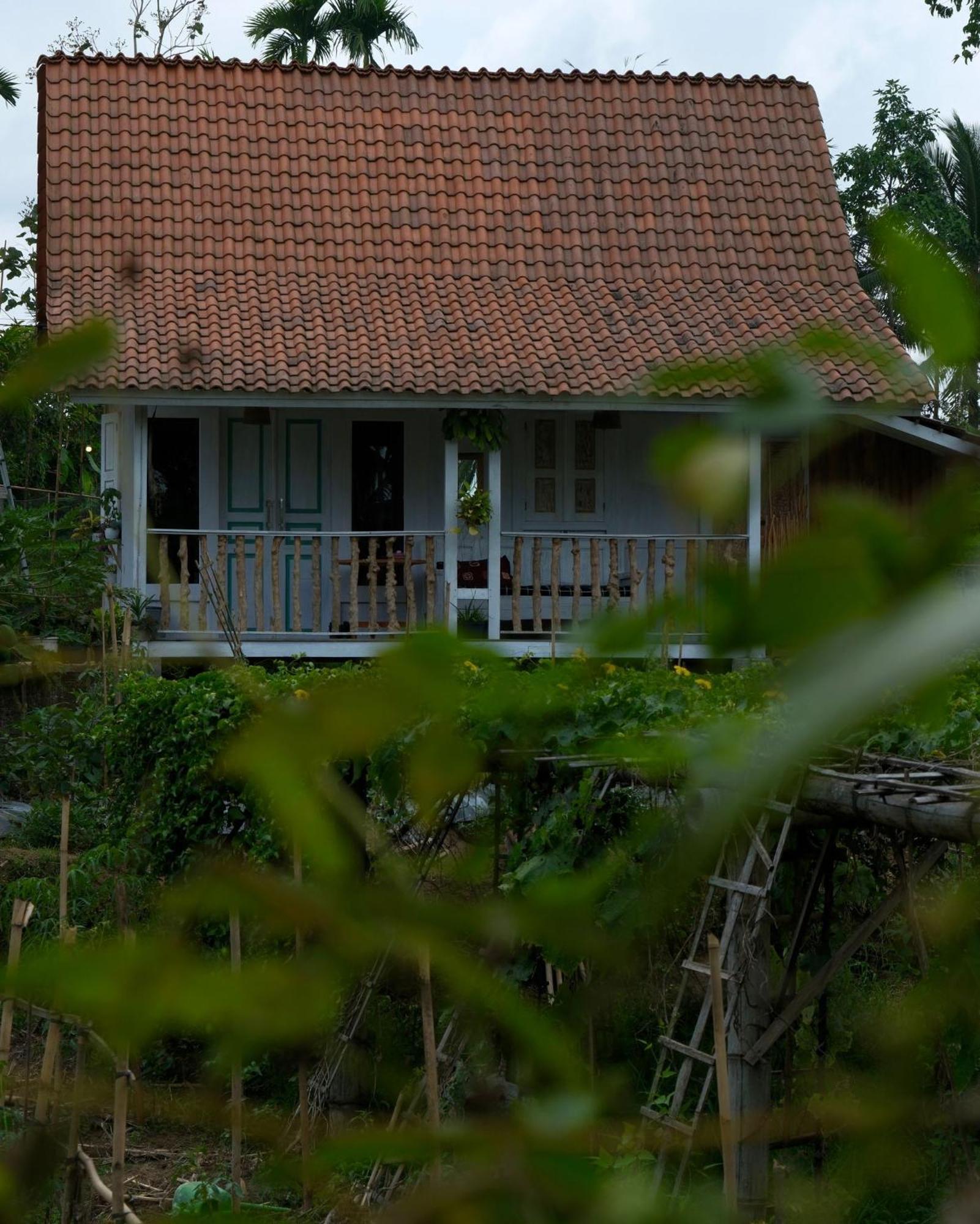 Isoke Villa *