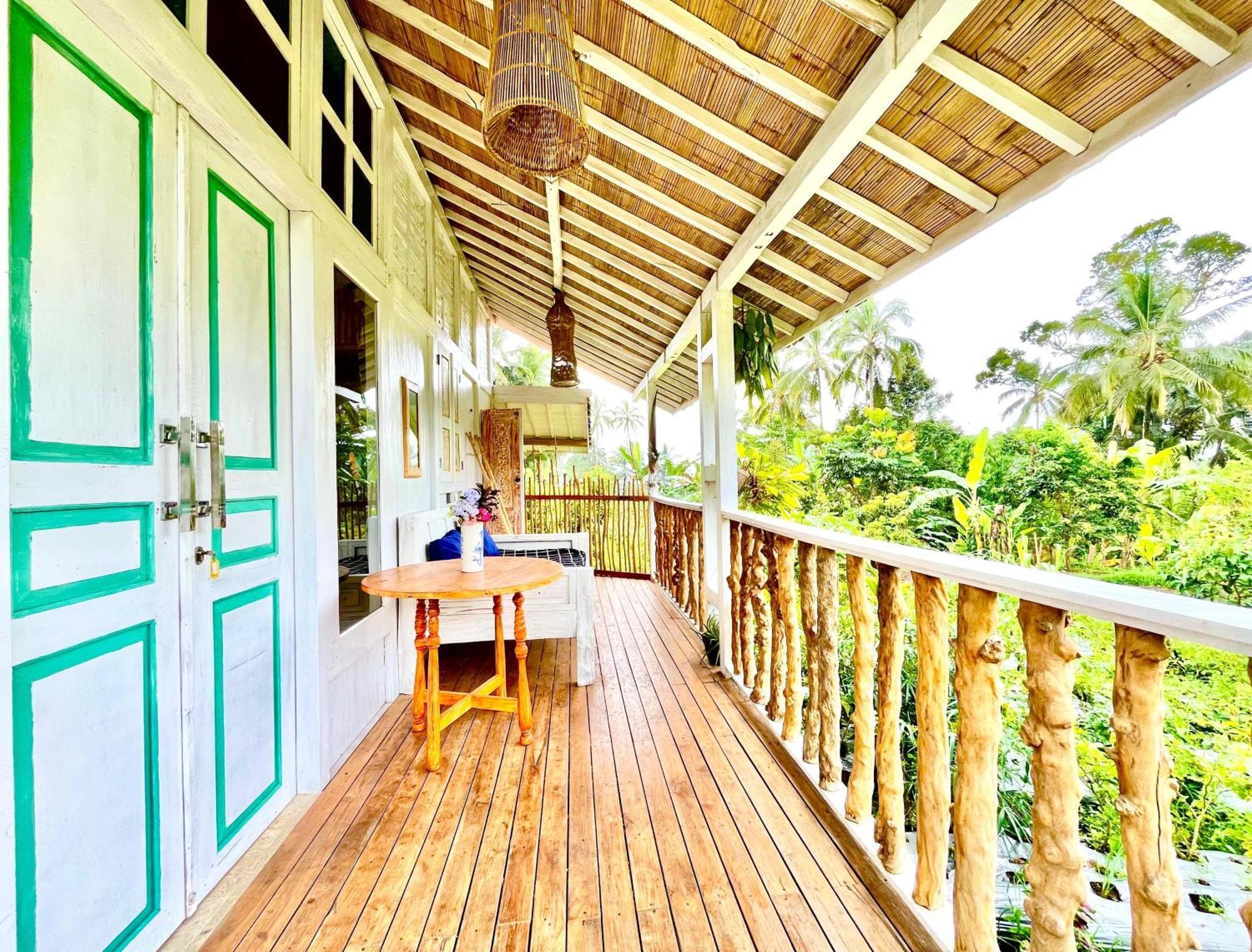 Isoke Villa Banyuwangi (East Java)